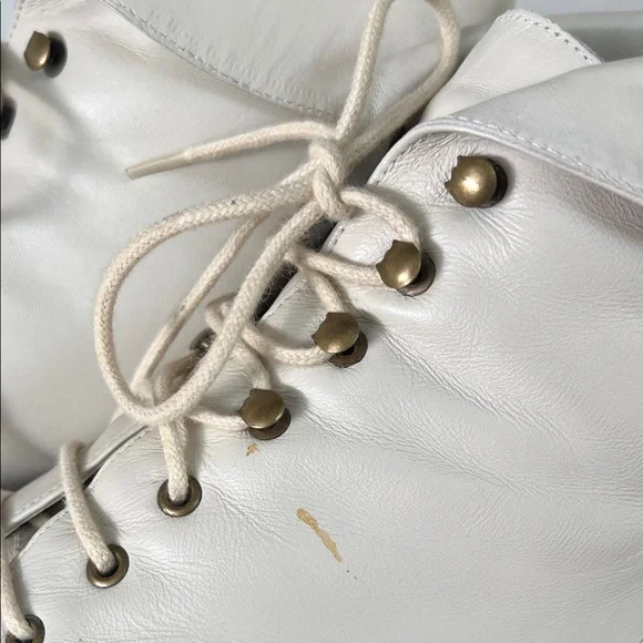 Nine West vintage women's Cream Lace-Up Ankle Boots - Picture 5 of 15
